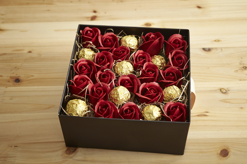 Розарий в коробке