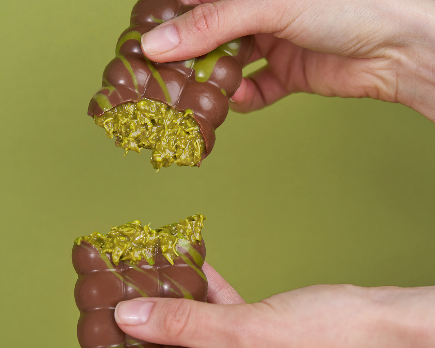                          Молочный шоколад с фисташкой "Дубайский"