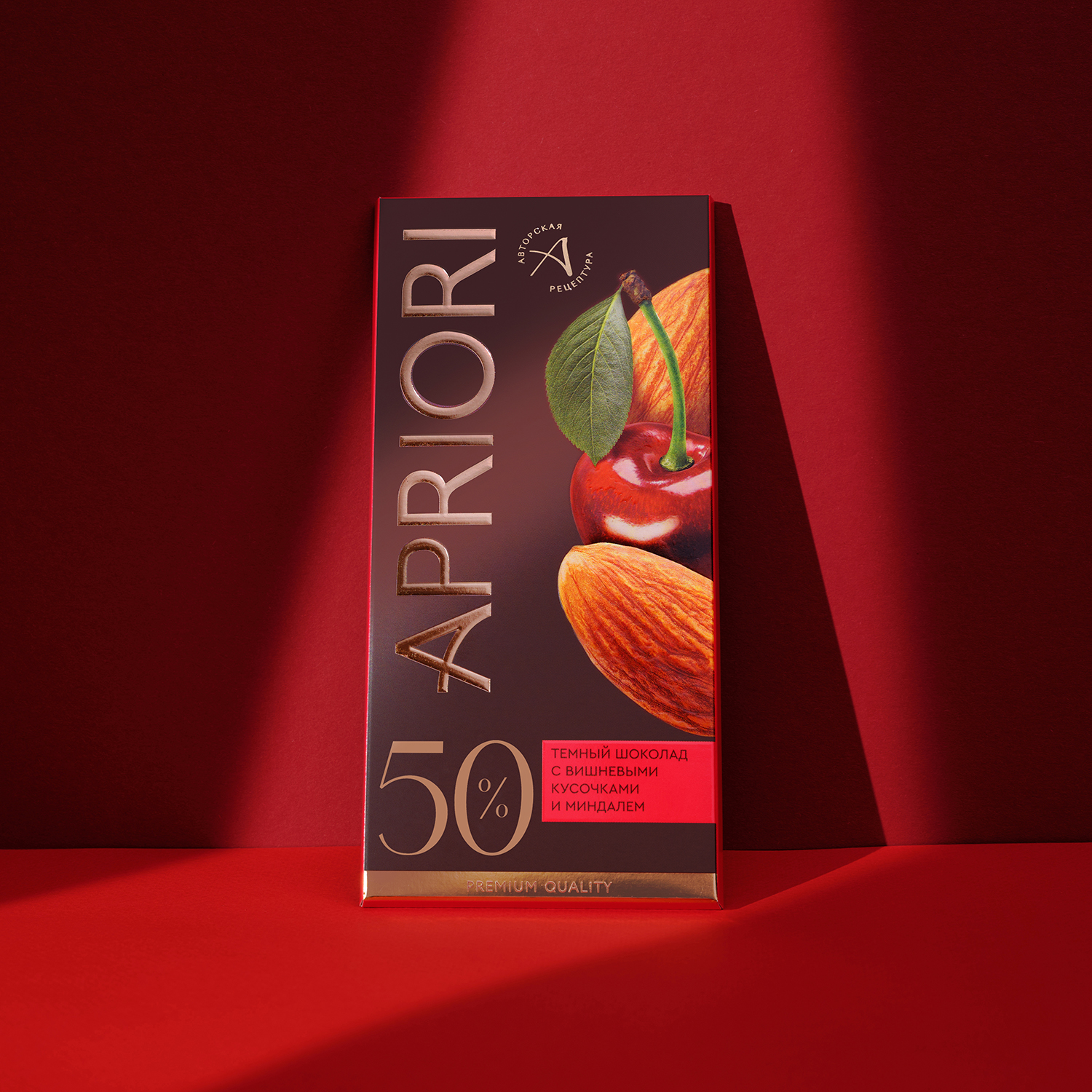                          APRIORI 85г Темный шоколад с вишней и миндалем