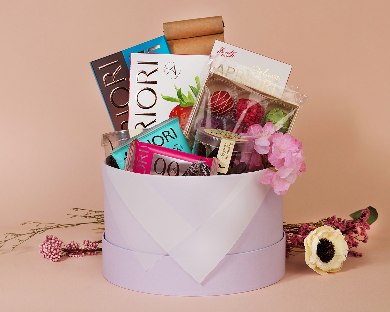                          Подарочный набор "Этюд", средний