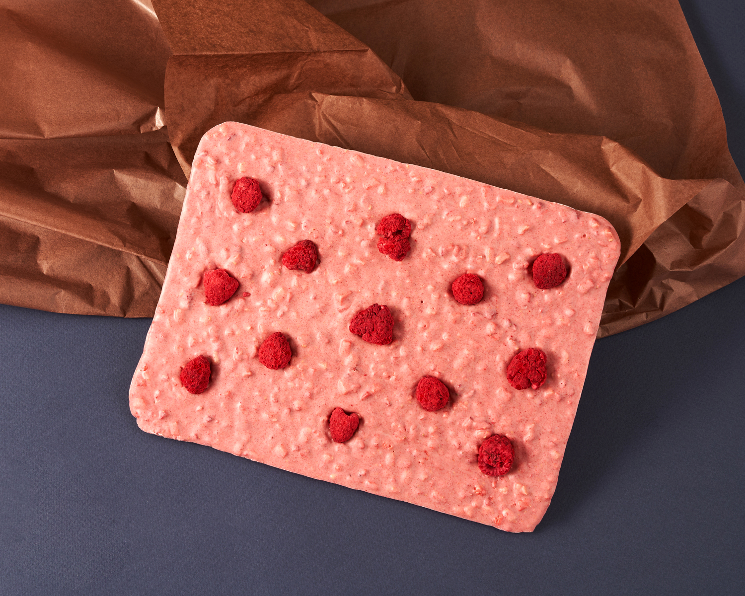                          Белый шоколад с малиной 280гр.