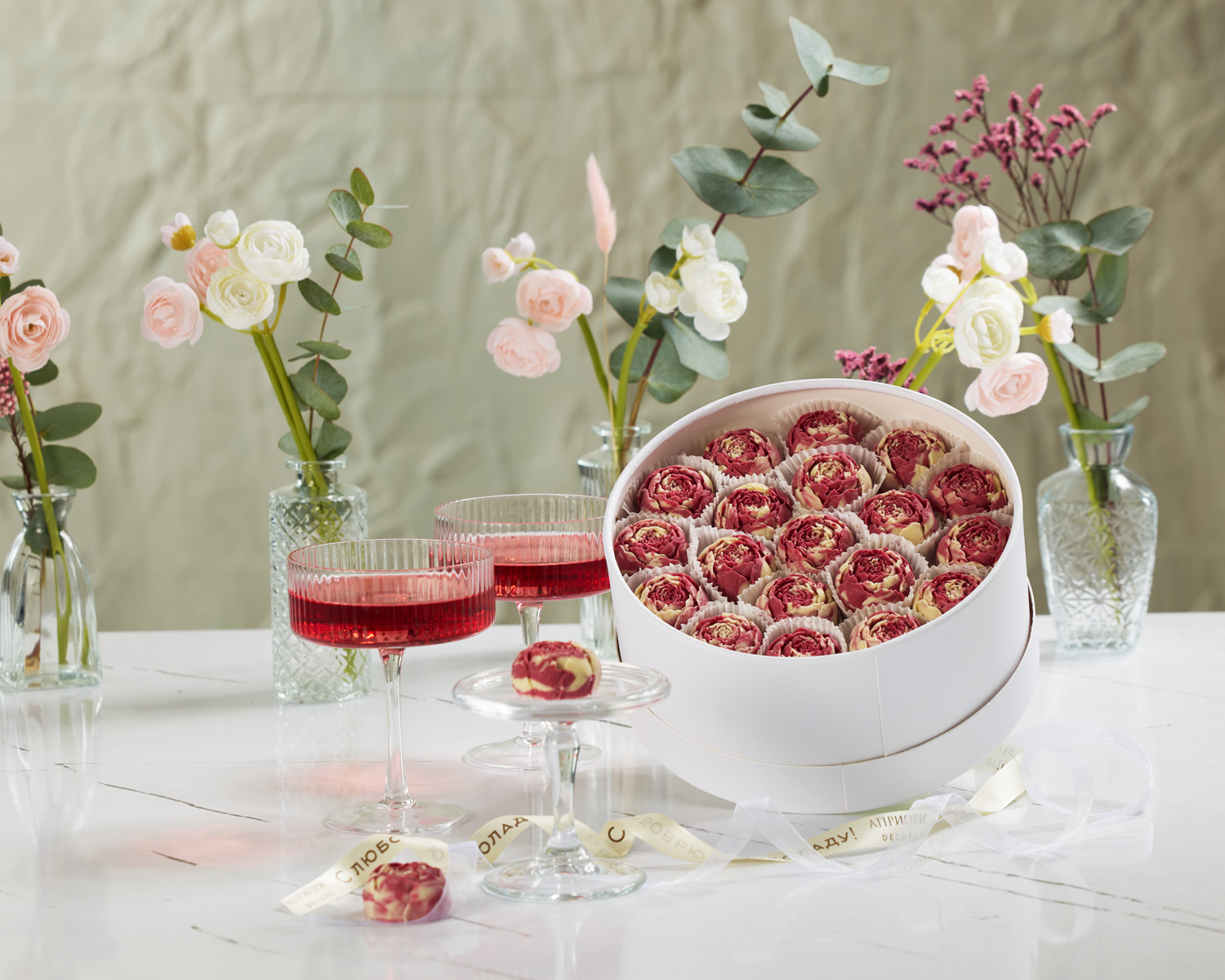                          Шоколадный набор Шоколадное наслаждение (большой розовый) 418 г