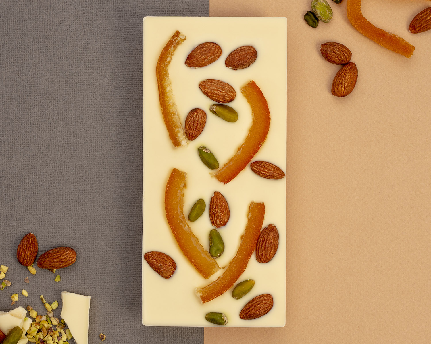                          APRIORI ШРР 85г БШ с миндалем, фисташкой и цукатами апельсина