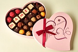 
                        Шоколадный набор "Маме"  (сердце среднее)